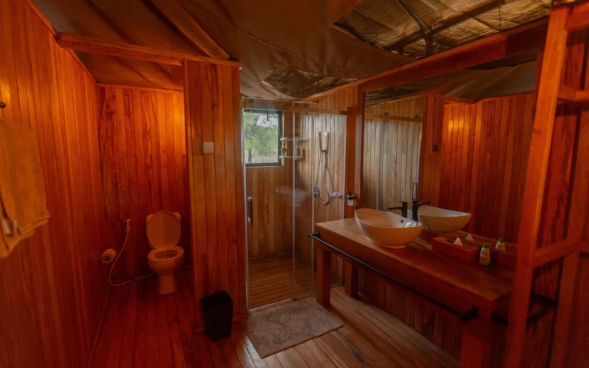 Signature Serengeti Luxury Tented Safari Camp