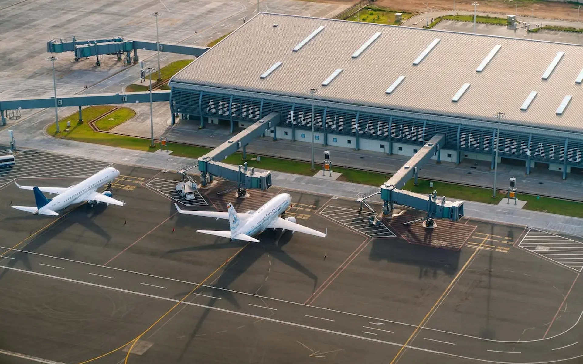 Zanzibar International Airport (ZNZ) — photo 1