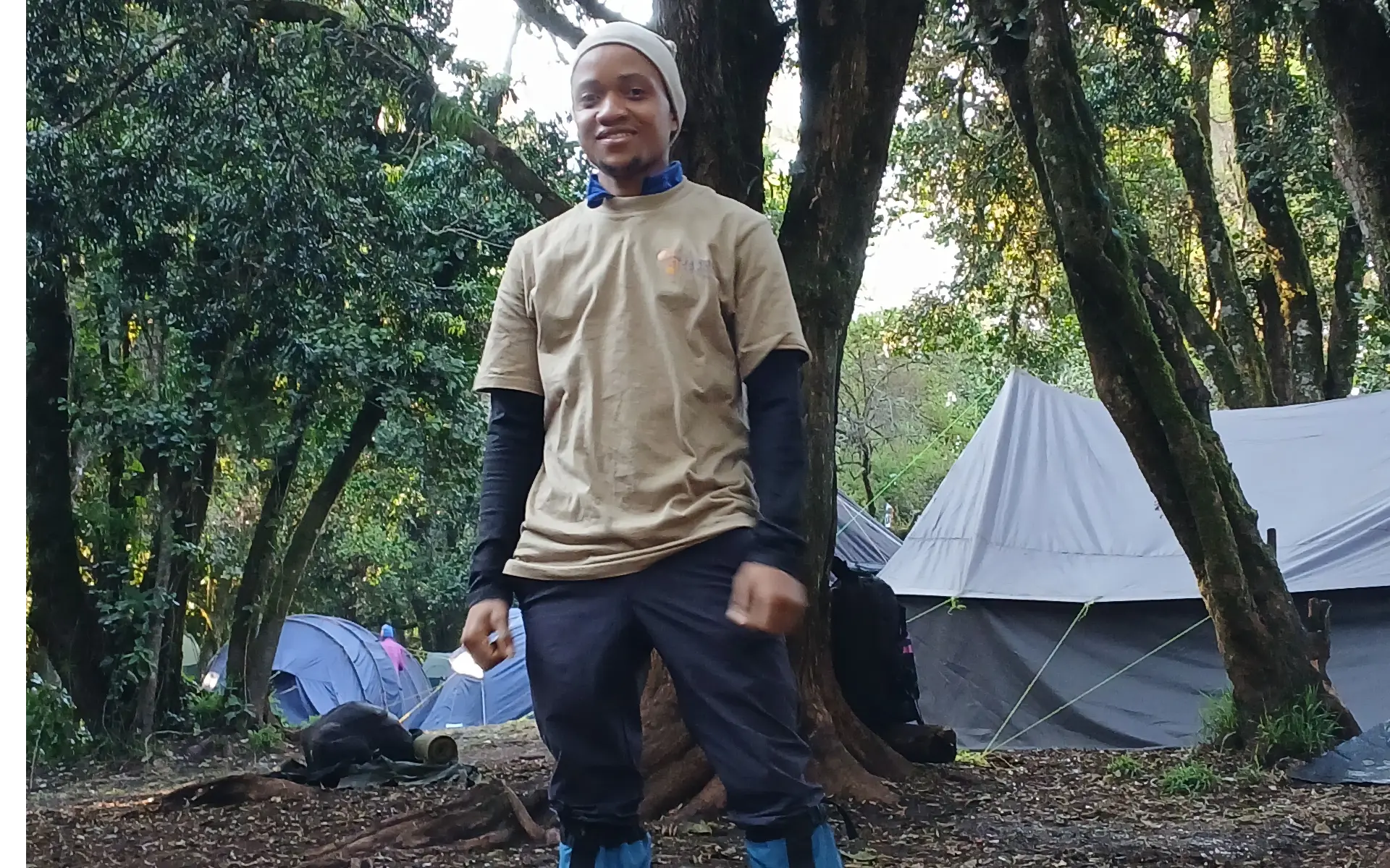 Umbwe cave Camp (2850m) — photo 2
