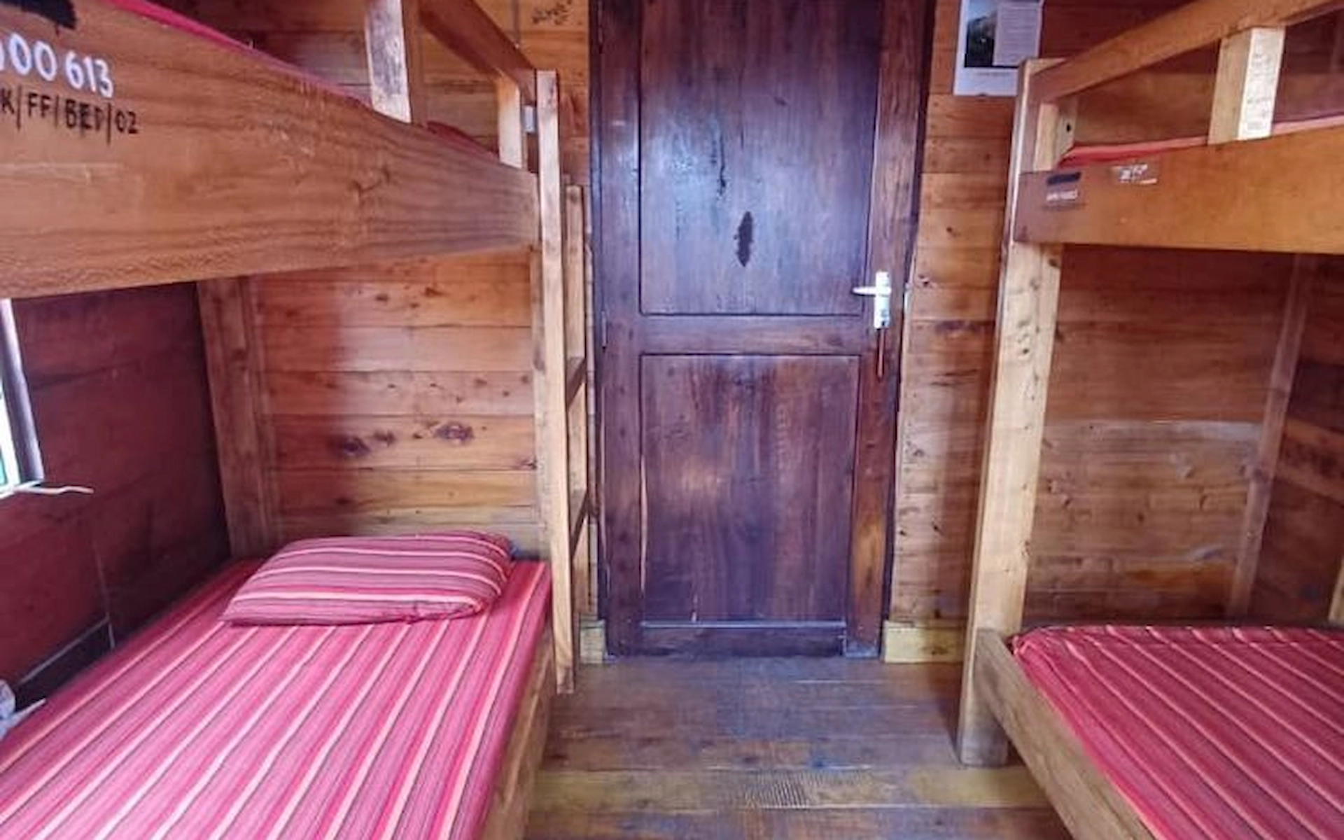 Miriakamba Hut — photo 1