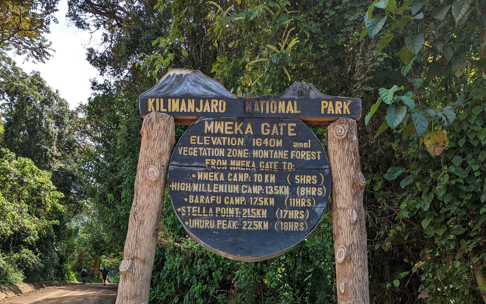Mweka Gate (1,800m) — photo 2