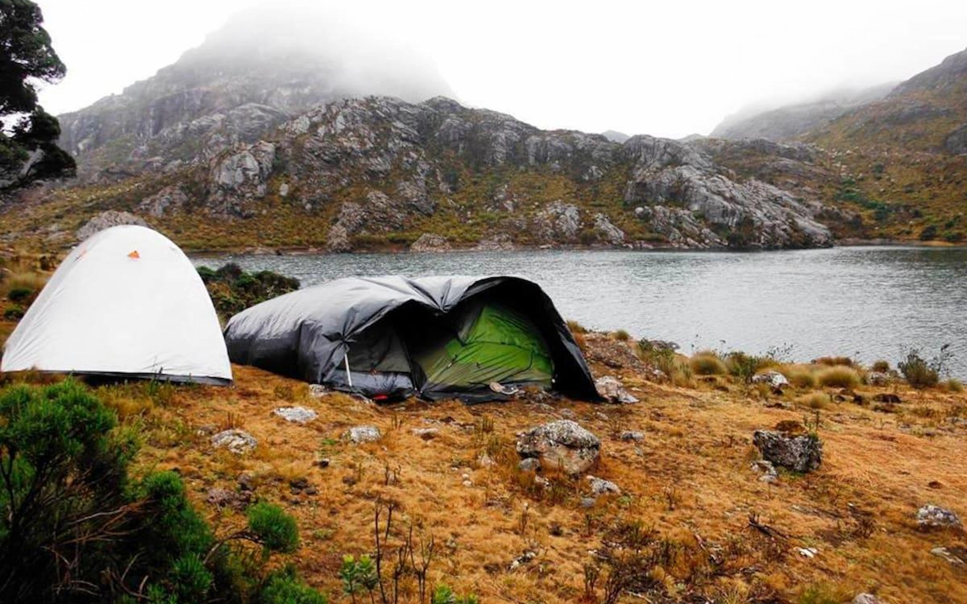 LAKE BUKURUNGU CAMP  4091 M.A.S.L/BIGO CAMP /3442 M.A.S.L
